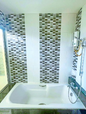 รูป พันท้ายนรสิงห์ 3 นอน รร.วัดแสมดำ 1 กม. แยกบางบอน 5 บ้านเดี่ยวหลังใหญ่ 2 ชั้น 3 น้ำ แหล่งชุมชน ช็อปปิ้ง ตลาดเพชรโพธิ์แจ้ 5 กม.ถ.พระราม 2 - รูปที่ 6/8