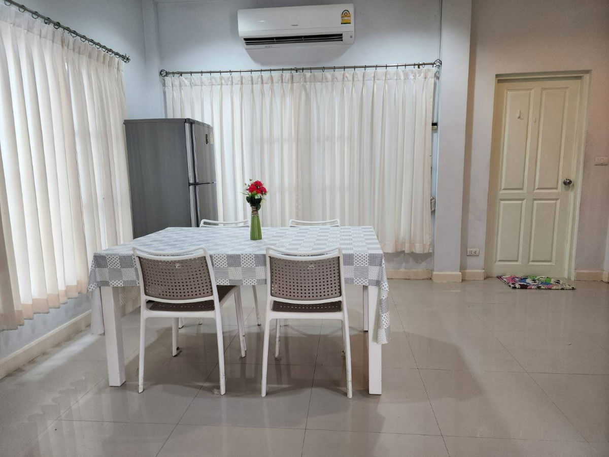 picture ✨ Semi-detached house with a detached feel for rent at The Centro Sukhumvit 113. 3 bedrooms, 2 bathrooms, 1 kitchen, 2 floors, 36 sq wah (120 sq m) - 15/20