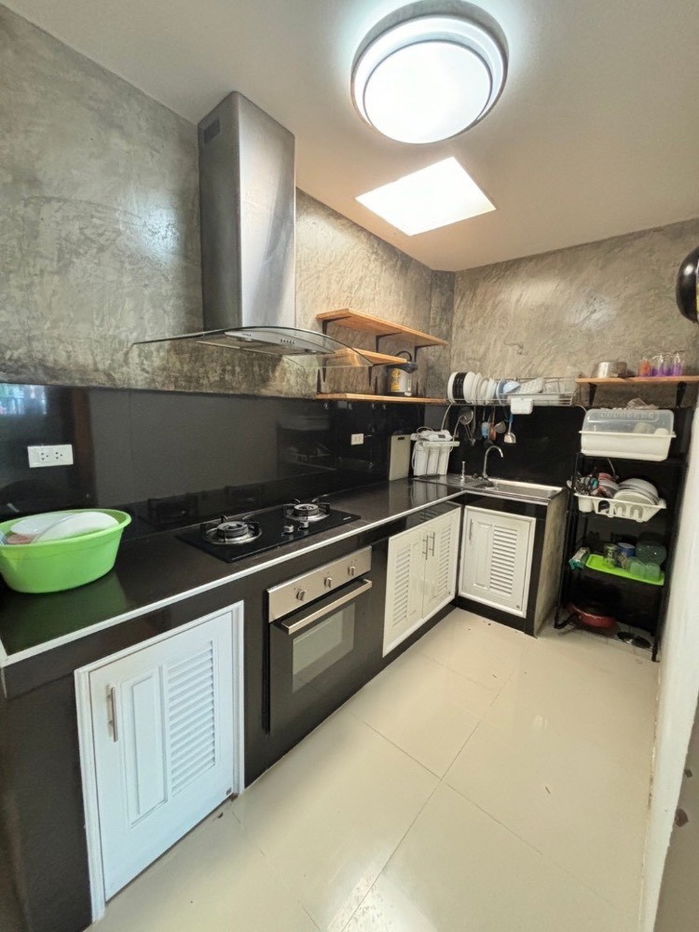 รูป #ให้เช่าทาวน์เฮาส์2ชั้น2หลังเชื่อมติดกัน 3ห้องนอน 4 ห้องน้ำ  ถนนไทยรามัญ หมู่บ้าน เค.ซี.7 ซอยรวยยศศักดิ์   หทัยราษฎร์ คลองสามวา เช่า 13,000 บาท/เดือน - รูปที่ 15/20