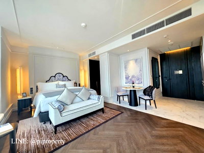 Condos for rent BTS Thong Lo (Thong Lor) : Luxurious French-style, fully-serviced apartment in Thonglor, offering luxurious living at affordable monthly rates.