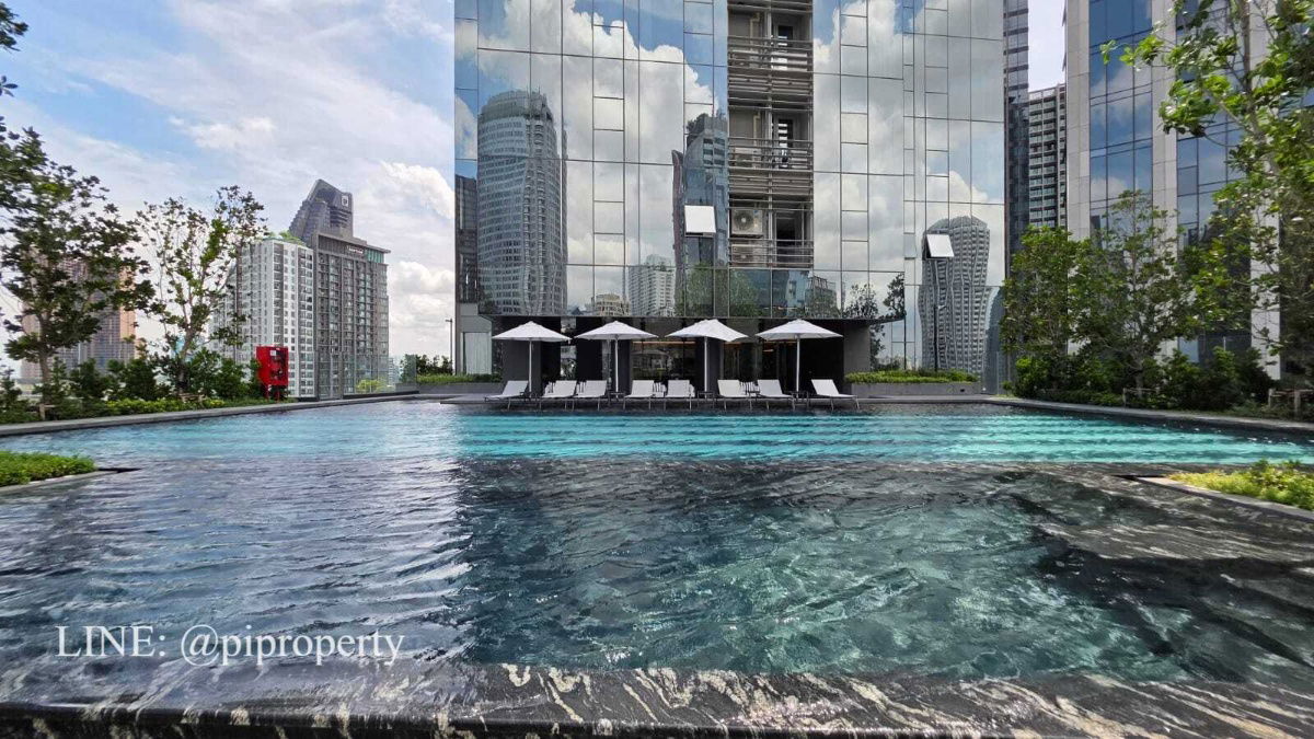 รูป อพาร์ตเมนต์หรูสไตล์ฝรั่งเศส พร้อมบริการเต็มรูปแบบในย่านทองหล่อ มอบประสบการณ์การใช้ชีวิตที่หรูหราในราคาสบายกระเป๋า - รูปที่ 10/21