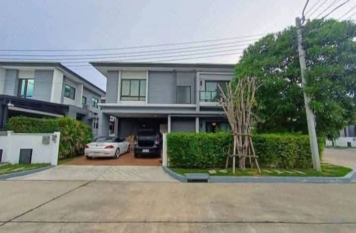 picture Single house for rent ✨ Centro Ramindra-Chatuchot ✨ 4 bedrooms, 3 bathrooms, fully furnished and equipped with appliances - 2/11