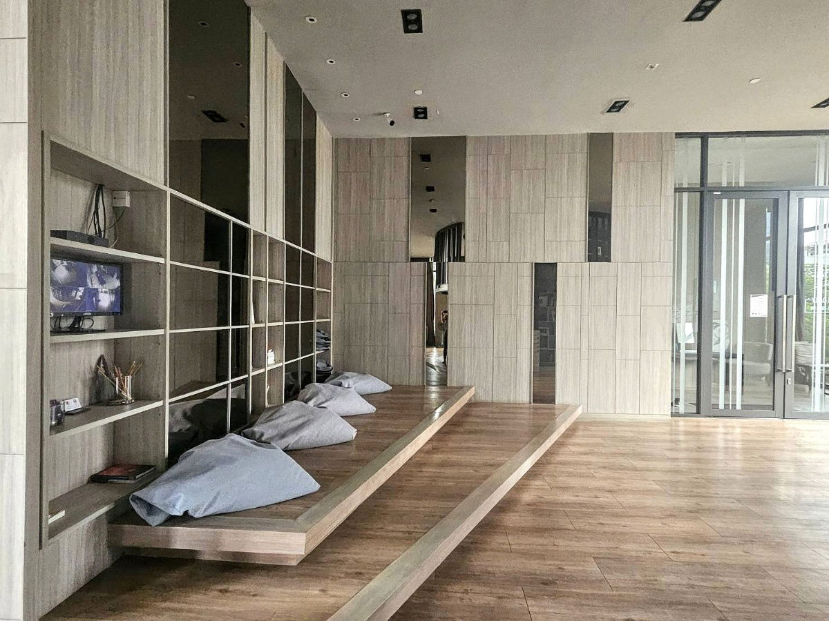 picture For rent Centric Ratchada - Huai Khwang - 23/24