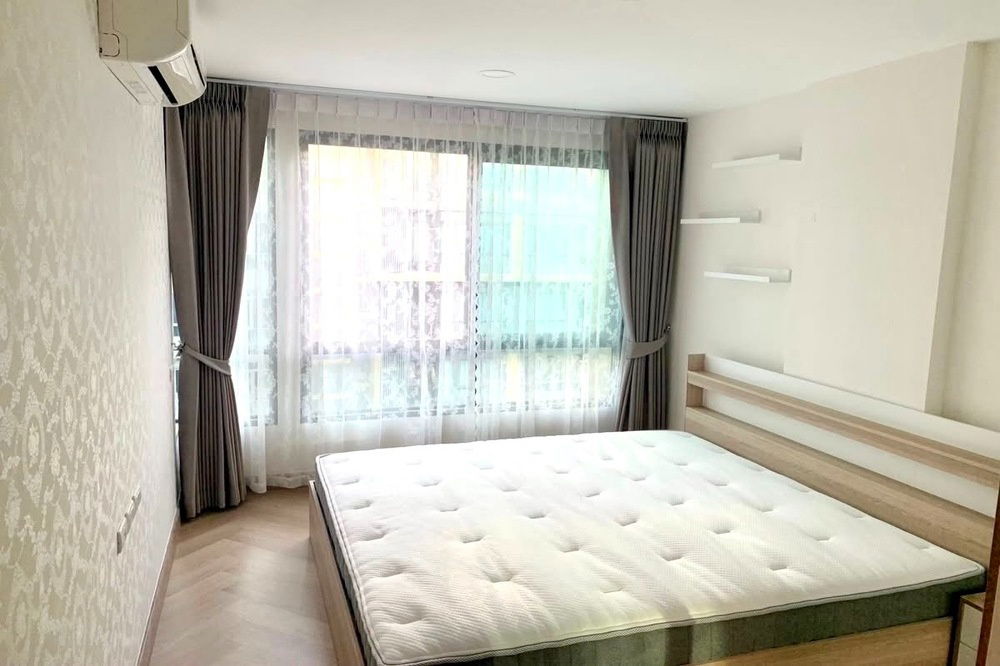 รูป 🔥 สำหรับขาย !! วิวสระว่ายน้ำ !! 🔥 Code C20251000010.....Metro Luxe Rose Gold Phahol - Sutthisan, 1 ห้องนอน Plus, 1 ห้องน้ำ, แต่งครบ, ราคาพิเศษ!!📣📣 - รูปที่ 7/9