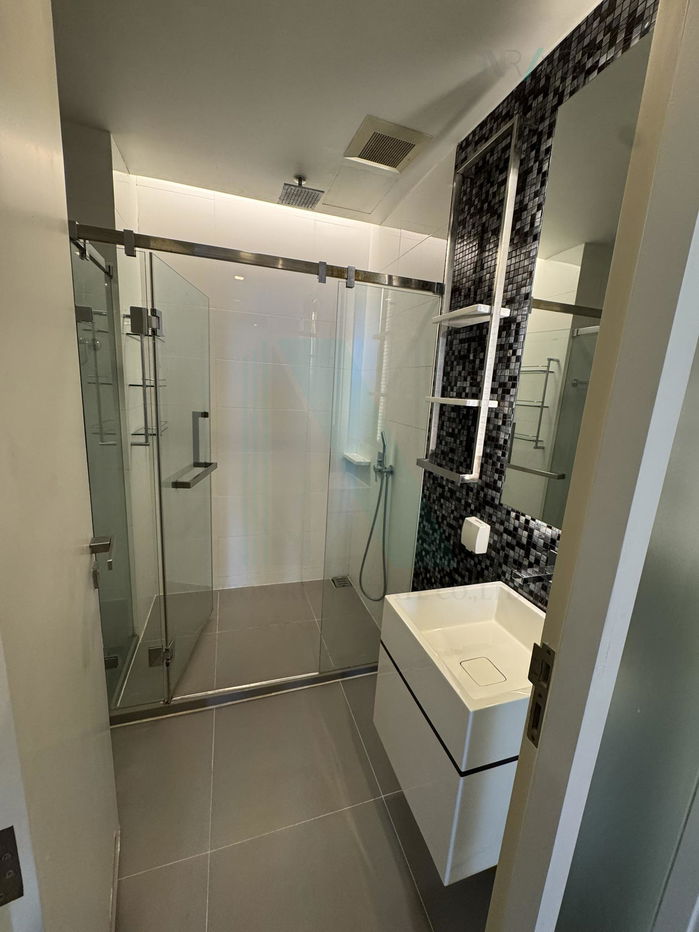 picture For Rent Condo THE ROOM SUKHUMVIT 69 Building 1, Floor 27,1 bed room, Room size 44 sqm - 4/8