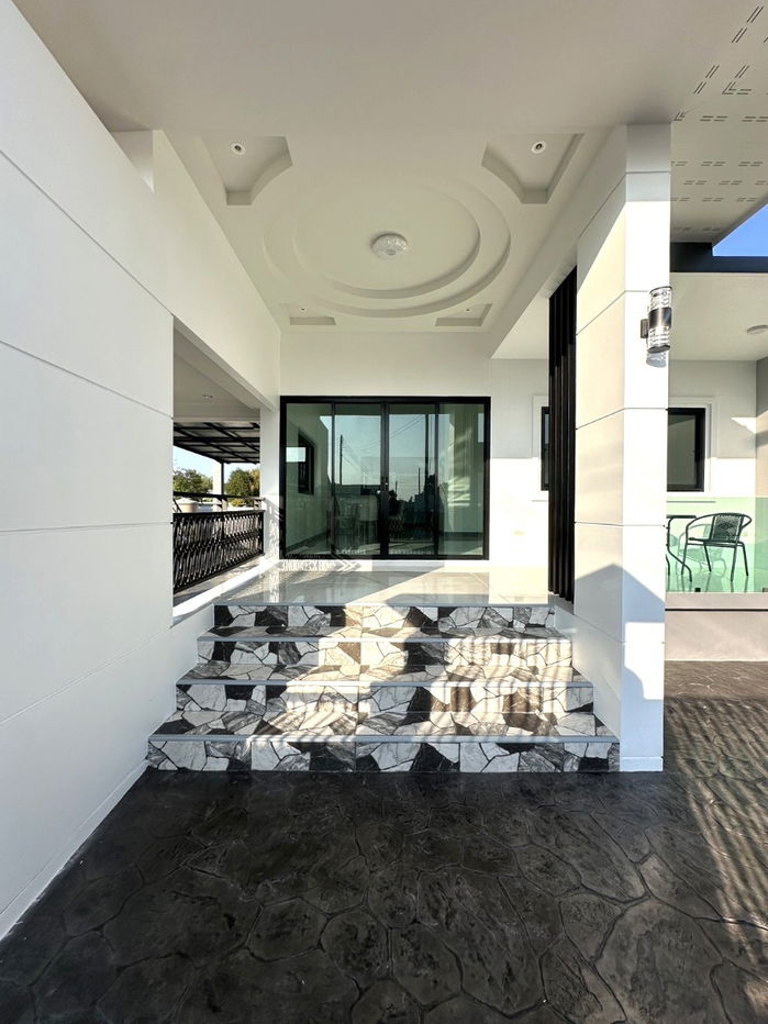 รูป ขายบ้านเดี่ยวชั้นเดียว  3 ห้องนอน  2 ห้องน้ำ  1 ห้องครัว  1 ที่จอดรถ - รูปที่ 3/27