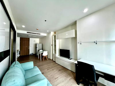 คอนโดให้เช่า : 🏙️ ให้เช่า คอนโด Noble Remix – 1 ห้องนอน ใจกลางสุขุมวิท ติด BTS ทองหล่อ ✨ ห้องรีโนเวทใหม่ พร้อมเฟอร์นิเจอร์ครบชุด เข้าอยู่ได้ทันที ✨