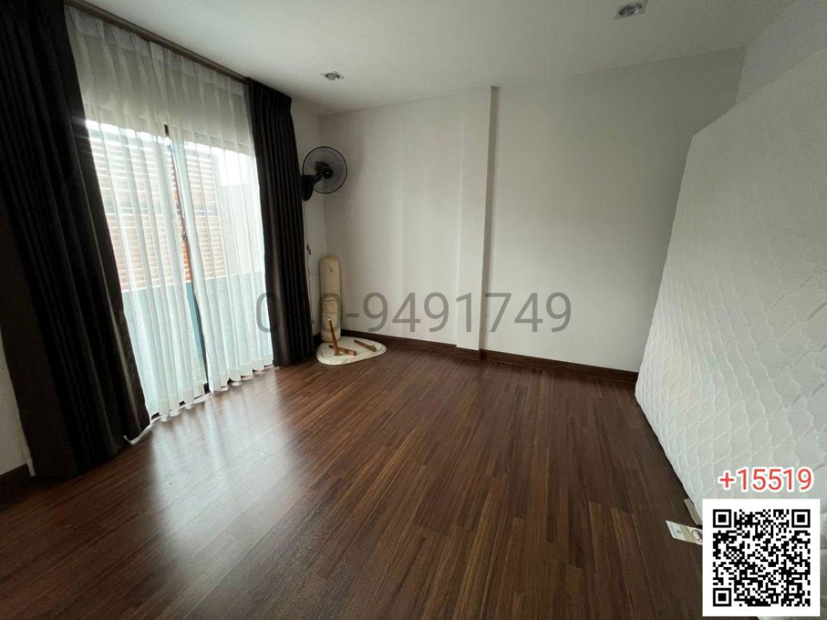 รูป เช่า ทาวน์โฮม 3 ชั้น หมู่บ้าน  บ้านชญาดา @เวิร์ค บางนา กม.5  ใกล้สนามบินสุวรรณภูมิ - รูปที่ 10/14