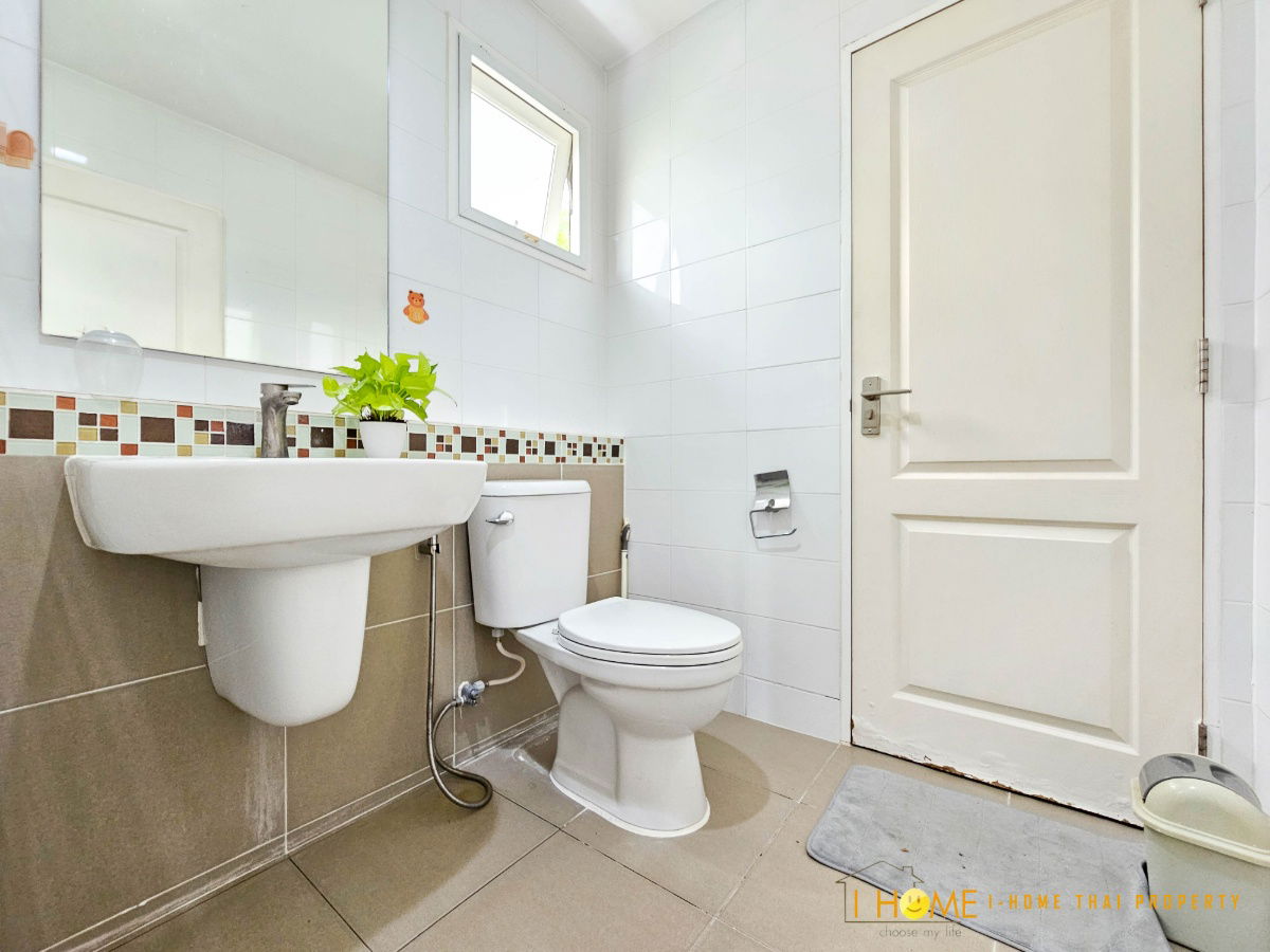 รูป ให้เช่าบ้านเดี่ยวสองชั้น  3 ห้องนอน 2 ห้องน้ำ 1  ห้องครัว  2  ที่จอดรถ - รูปที่ 20/26