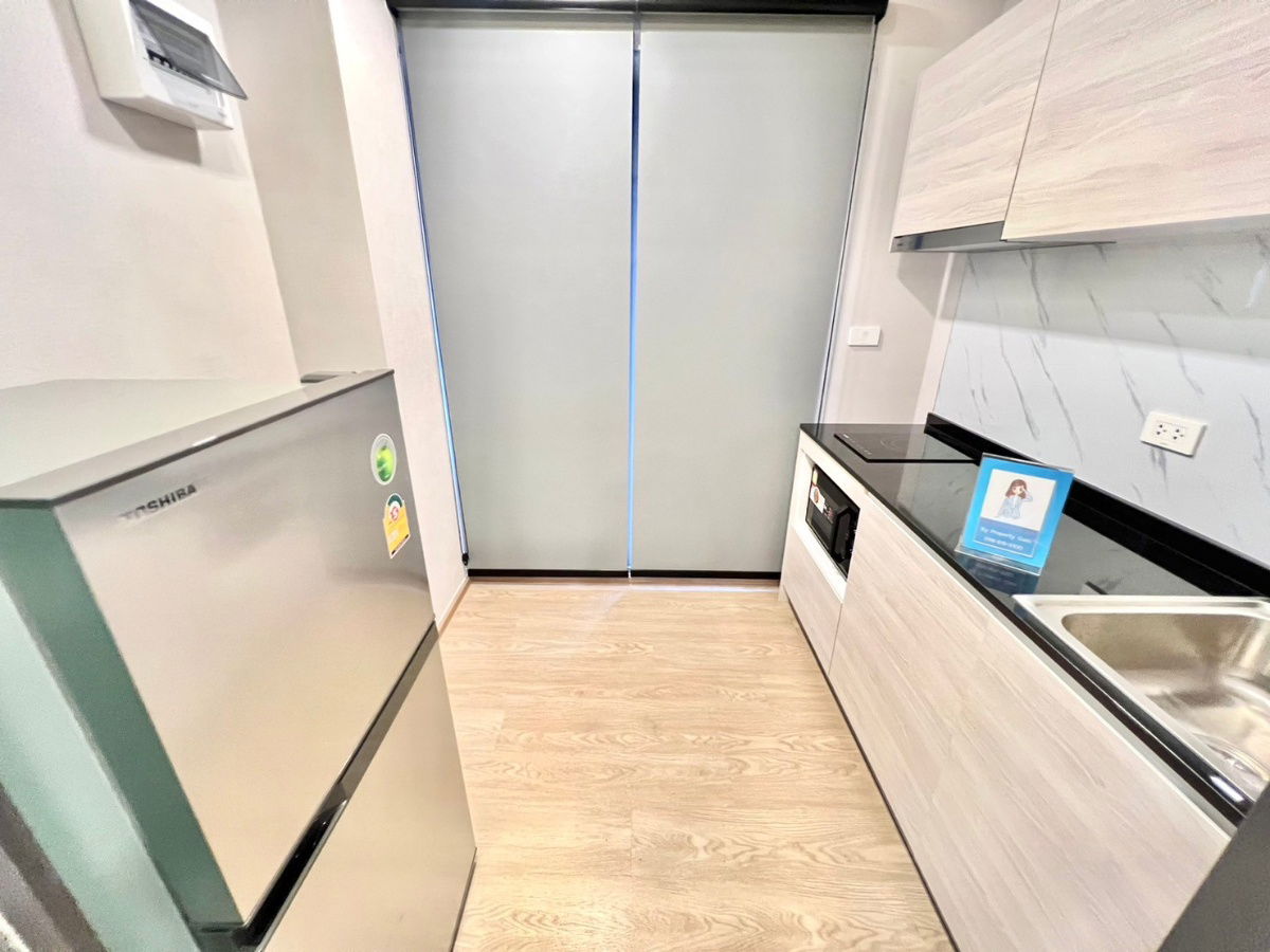 picture Reserve now, ready to move in 1 bedroom, new Aston building, 2nd floor, 12,000 baht, has a bathtub, corner room, 6-foot bed, separate room for cooking - 8/24