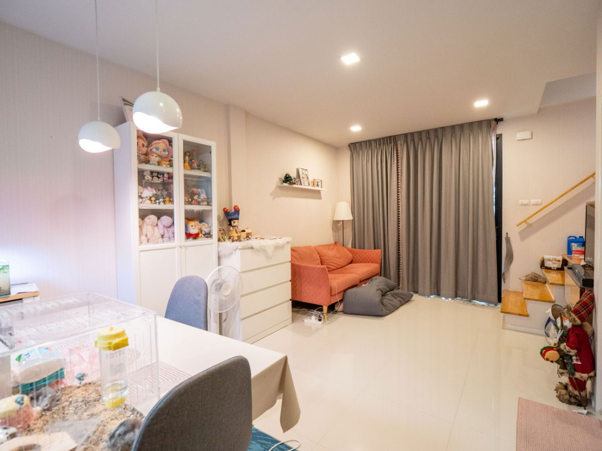 รูป ขายบ้าน ขายทาวน์โฮม สวย สภาพดี และราคาดีที่สุดในโครงการ หมู่บ้าน แฮปปี้ วิลล์ ดอนเมือง ถนนเทิดราชัน 17.9 ตรว. 155 ตรม.  - รูปที่ 23/56