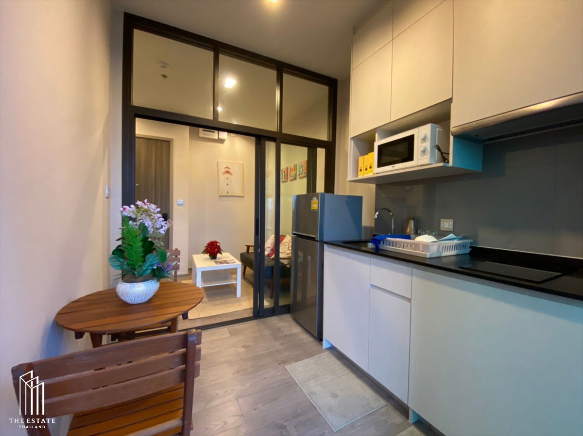 รูป For rent Whizdom Avenue Ratchada-Ladprao ชั้นสูง ครัวปิด วิวเมืองและพื้นที่สีเขียว @18,000 Baht  - รูปที่ 3/8
