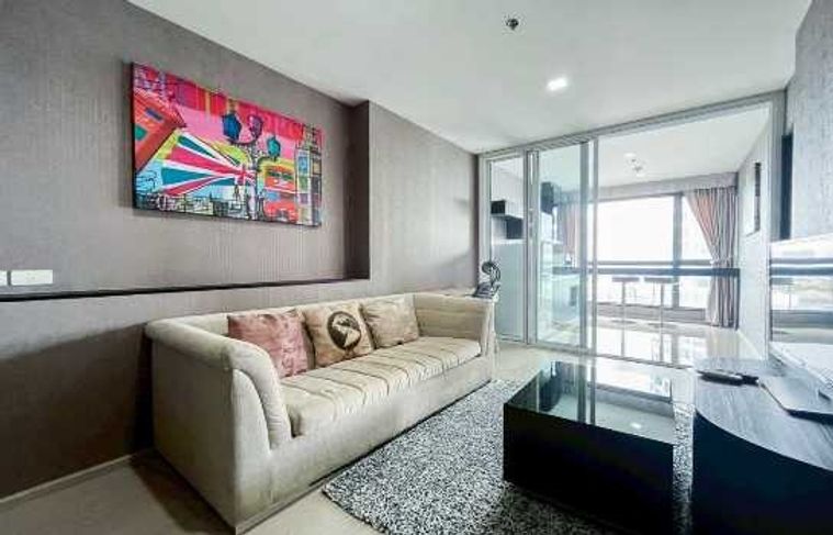 Condo for sale, next to BTS Phra Khanong, RHYTHM Sukhumvit 44/1, city view, 45 sq m, 11th floor, fully furnished