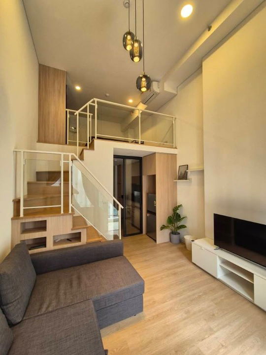 รูป พร้อมเข้าอยู่❗️ห้อง Duplex✨คอนโด "𝐋𝐚𝐧𝐝𝐦𝐚𝐫𝐤@𝐌𝐑𝐓𝐀 𝐒𝐭𝐚𝐭𝐢𝐨𝐧" (Siamese พระราม 9)  เฟอร์ฯ เครื่องใช้ไฟฟ้าครบ [251279] - รูปที่ 1/13