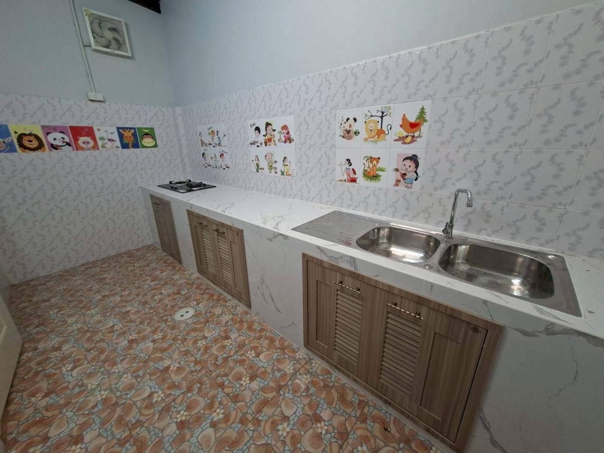 รูป ขายด่วนทาวน์เฮ้าส์ 2ชั้น บ้านมุม หมู่บ้านชายคลอง ซอยคิงคองบางบ่อ พร้อมอยู่ - รูปที่ 12/27