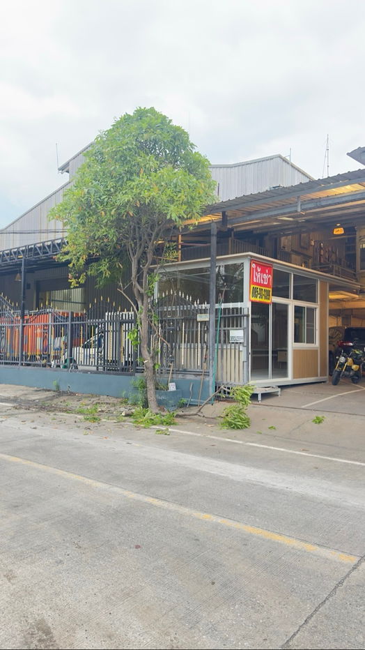 รูป ร้านค้าให้เช่า ติดโรงแรม ซอย มบ.รัชธานี ตรงข้าม รพ จุฬารัตน์3 บางพลี สมทรปราการ รัานตัดผมชาย,เสริมสวย,ทำเล็บ,ร้านกาแฟ - รูปที่ 3/10