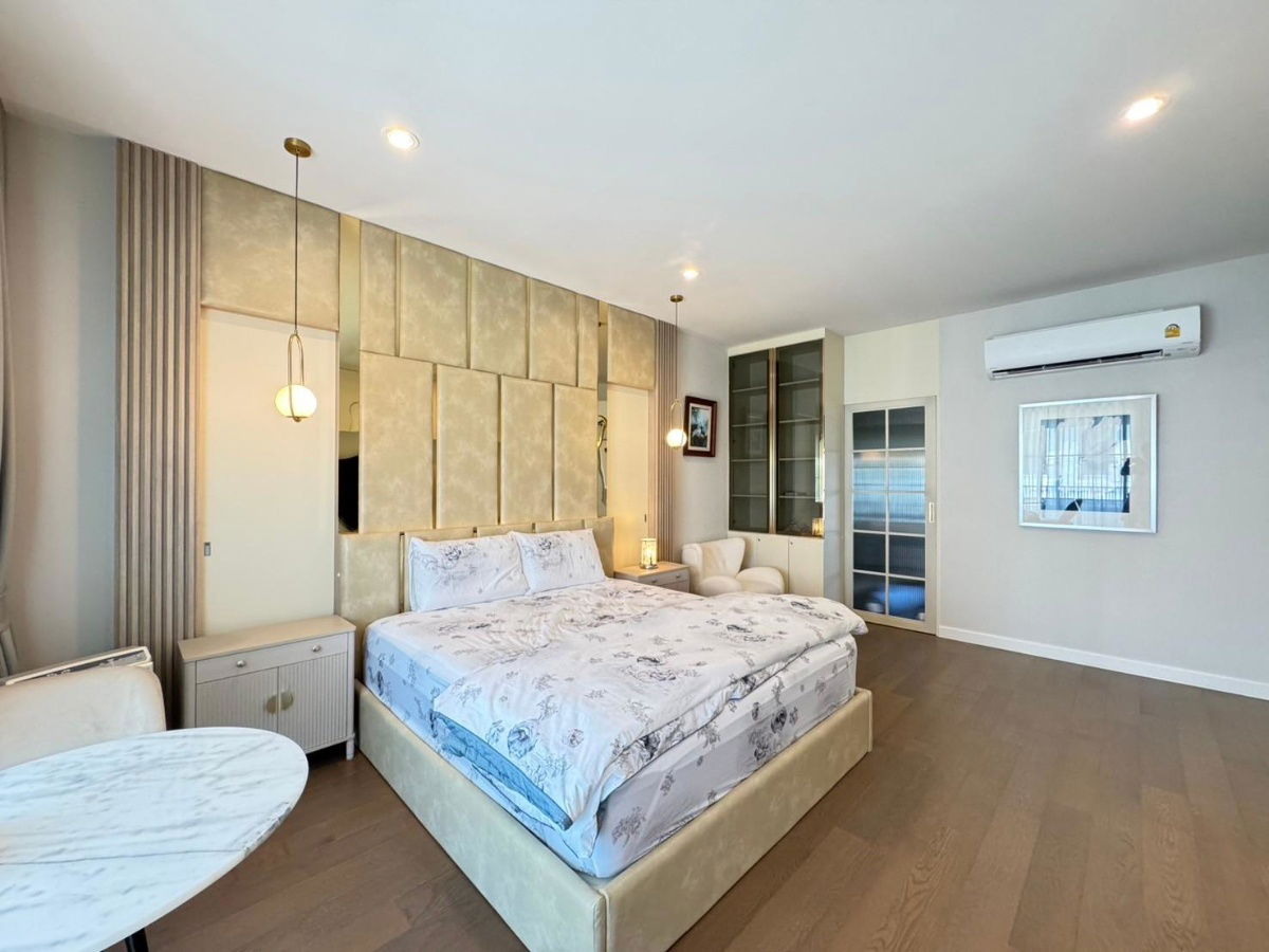 picture ðĄ Beautiful, Large House in the Heart of Setthasiri Chaengwattana-Prachachuen 2  Only 3 minutes to the Sri Saman Expressway. - 15/21