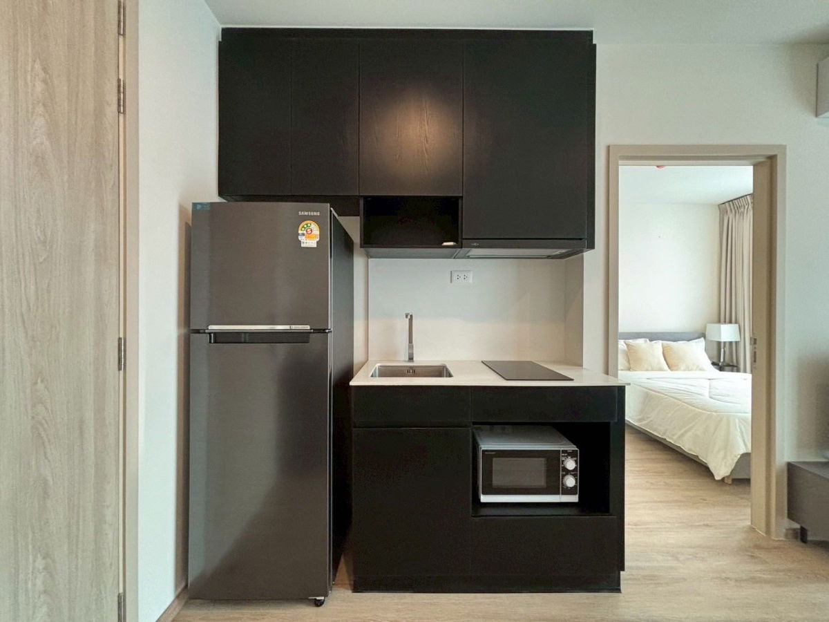 picture For Rent Nue District Rama 9, 1 Bedroom 1 Bathroom, 17th floor, 30.2 sqm, fully furnished, 21,000 THB/month, 1 year contract. Ready to move - 8/10