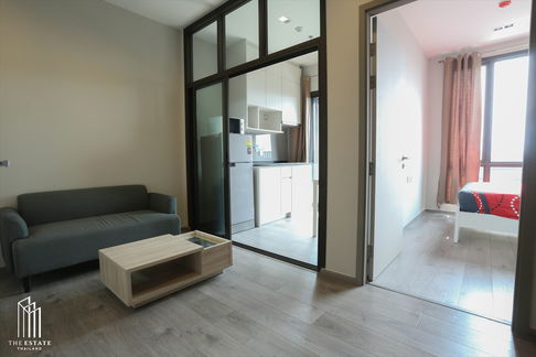 For rent Whizdom Avenue Ratchada-Ladprao, closed kitchen, beautiful green space facing the city. @18,000 Baht