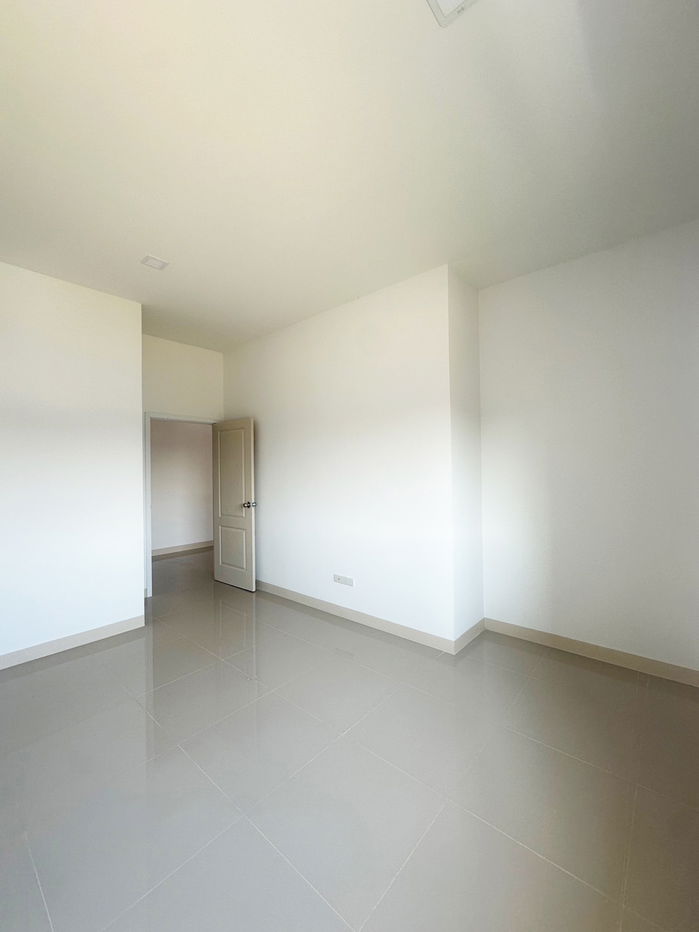 รูป ขายอาคารพาณิชย์สามชั้น  3 ห้องนอน 3 ห้องน้ำ 1  ห้องครัว - รูปที่ 16/22