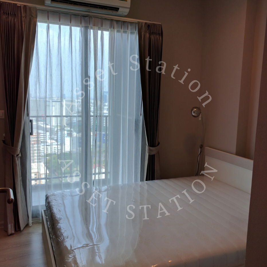 รูป  🌃✨ขายพร้อมเฟอร์ @ Condolette Midst Rama 9 ราคาดีมาก 🏢 - รูปที่ 1/17