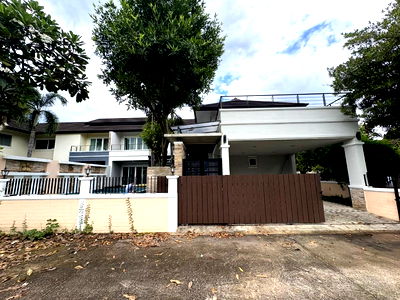 Houses for rent Chiang Mai : Pool Villa house style for rent with 3 bedrooms, 4 bathrooms, 1 kitchen, fully furnished with private pool and large garden