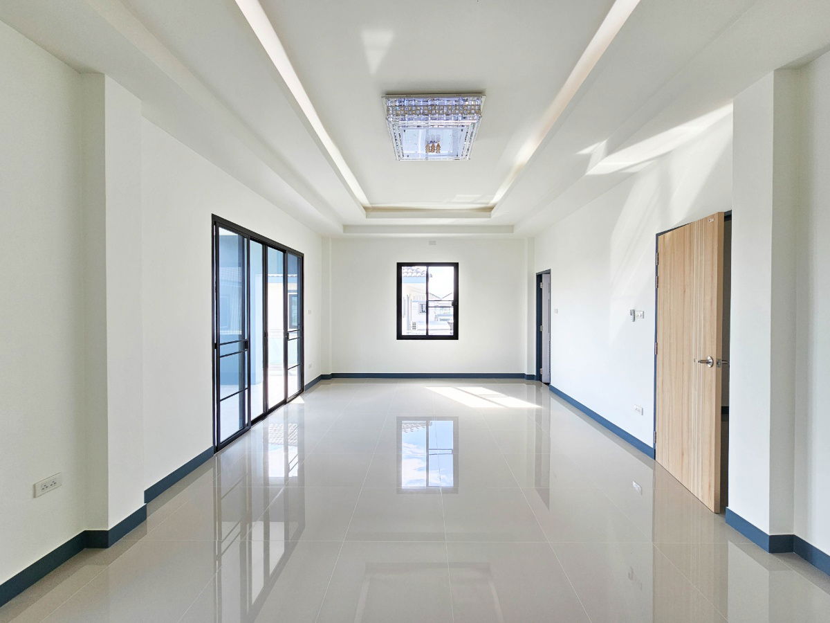 รูป ขาย บ้านเดี่ยวสองชั้น   4 ห้องนอน  4 ห้องน้ำ  1 ห้องครัว  2 ที่จอดรถ - รูปที่ 30/40