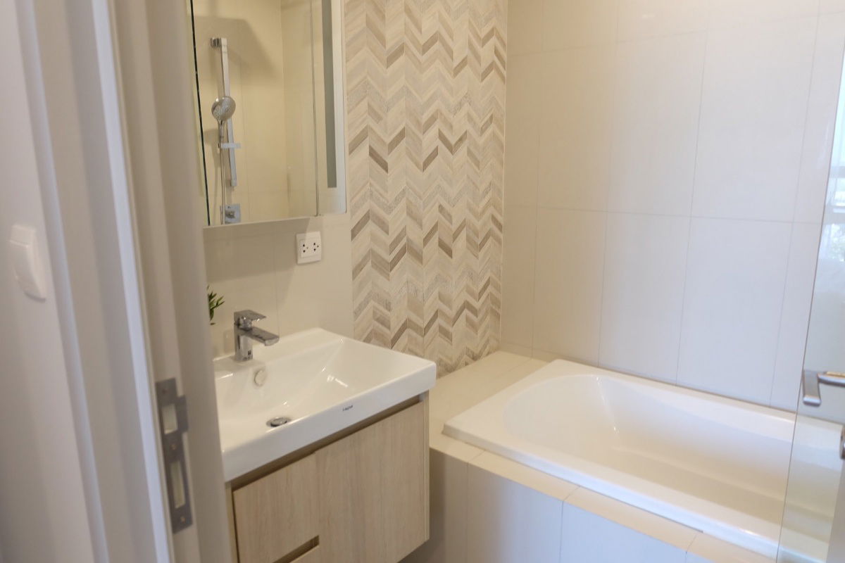 picture [RENT]  ST0132      OKA HAUS Sukhumvit 36 (ID with @in front, LINE ID:  @waraestate) - 10/12
