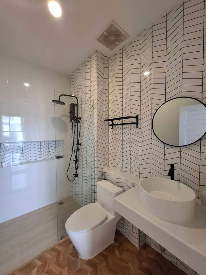 รูป ขายพร้อมผุ้เช่า บ้านเดี่ยวนอกโครงการ 2 ชั้น สไตล์ Minimal Nordic พร้อมเฟอร์นิเจอร์ + เครื่องใช้ไฟฟ้าครบ ใกล้ 89 พลาซ่า เชียงใหม่T.0946511456 - รูปที่ 17/20