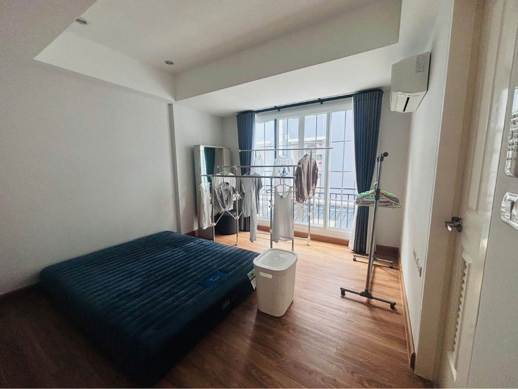 รูป 🏡 ขายและปล่อยให้เช่า ทาวน์โฮม 3 ชั้น The Preston Townhome พระราม 9 – กรุงเทพกรีฑา หลังริม วิวสวน 3 ห้องนอน 3 ห้องน้ำ - รูปที่ 13/14