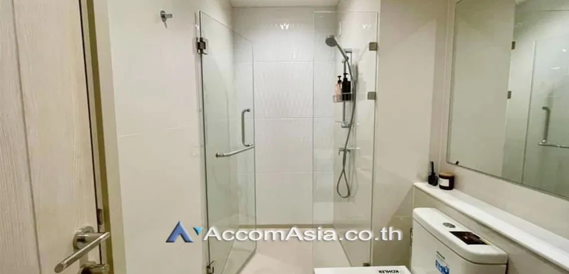 picture ðžð― AccomA ðĐ 2 BR Condominium @Life One Wireless (AA31785) - 10/12