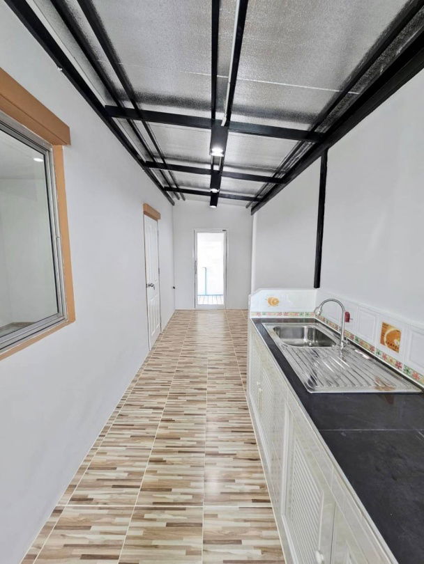 รูป บ้านแฝด แต่งใหม่ มีเฟอร์ หมู่บ้านพร้อมพัฒน์ กรีนโนวา รีโนเวทใหม่ ถนนปัญญาอินทรา เลียบคลองสอง คลองสามวา  - รูปที่ 14/23