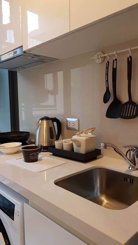 รูป 🍀🍀🍀ให้เช่า🤩ริทึ่ม สุขุมวิท 42📌BTS เอกมัย (Line:@rent2022) ฺห้องตกเเต่งสวย พร้อมเข้าอยู่ ราคาดี!!✨A01299 - รูปที่ 2/10