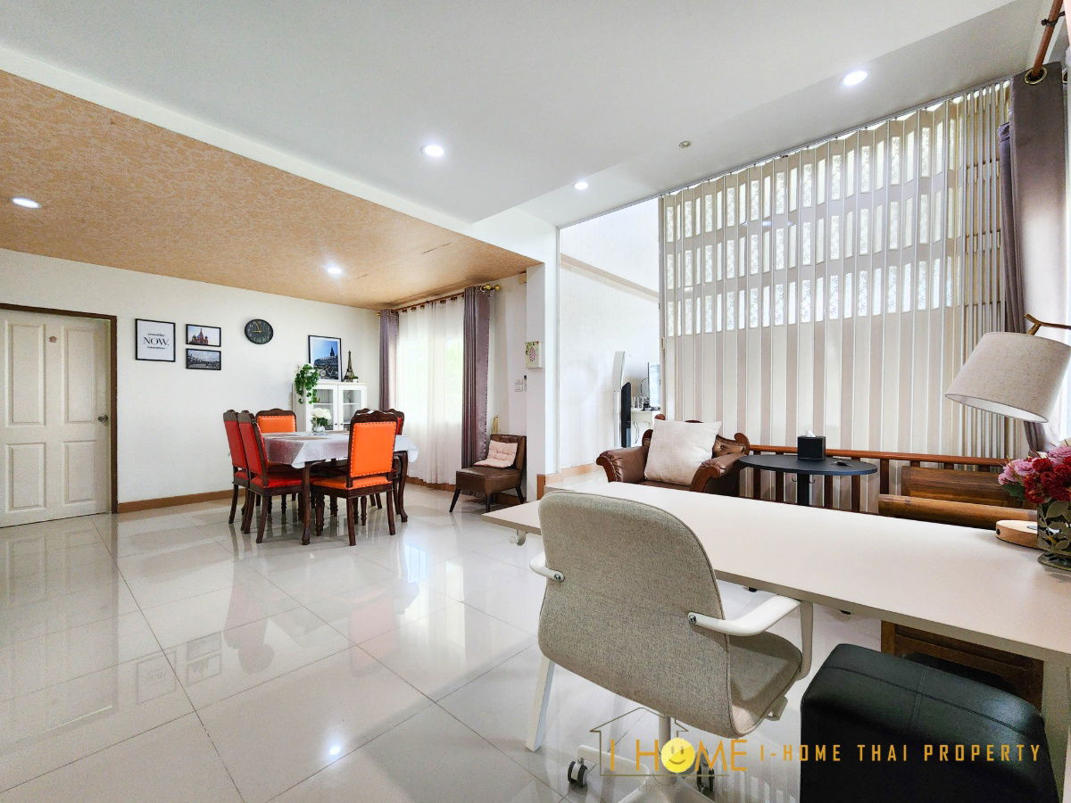 รูป ให้เช่าบ้านเดี่ยว 2 ชั้น  มี 4 ห้องนอน 3 ห้องน้ำ 1  ห้องครัว  2  ที่จอดรถ  - รูปที่ 11/30