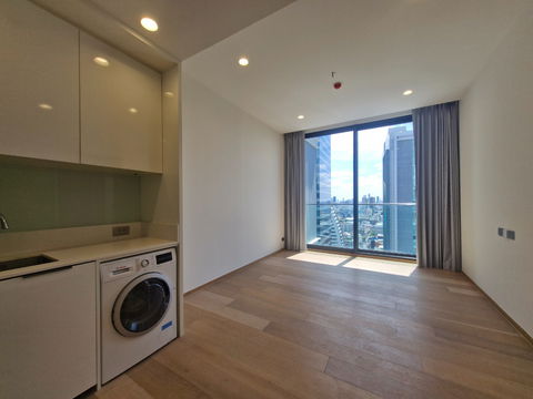 ห้องหลุดก่อนโอน !!  Anil Sathorn 1 ห้องนอน 46ตร.ม. ห้องสวยใหม่ ราคาดี วิวโล่ง เพียง 9,800,000 ล้านเท่านั้น  