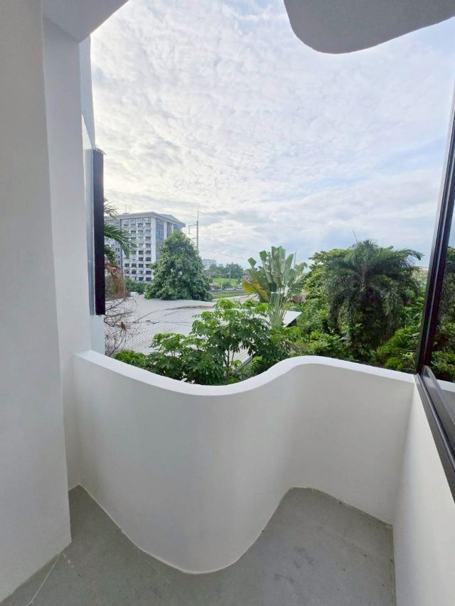 รูป ขายคอนโดเด่น  1 ห้องนอน  1 ห้องน้ำ  1 ห้องครัว  1  ที่จอดรถ - รูปที่ 15/16