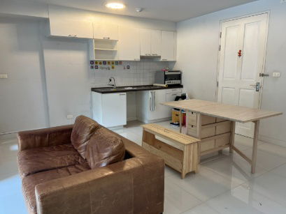 รูป ให้เช่า คอนโดหรู ใจกลางสาทร-เย็นอากาศ  (สาทรพลัส บายเดอะกาเด้นท์) Sathorn Plus by The Garden - รูปที่ 1/9