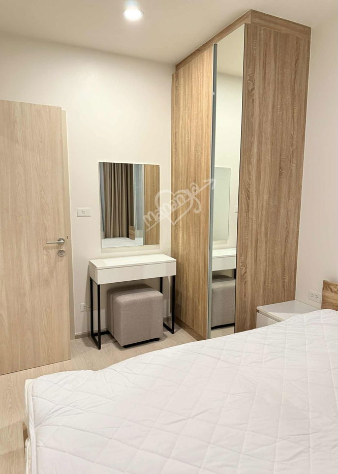 รูป 🔥Rare item! ห้องมุมส่วนตัว ไม่มีข้างห้อง🔥 ให้เช่าคอนโด NUE Noble ไฟฉาย เฟอร์ครบ ลากกระเป๋าเข้าอยู่ได้เลย ติดMRTไฟฉาย ใกล้ รพ.ศิริราช Line id: oum5.8 - รูปที่ 3/6