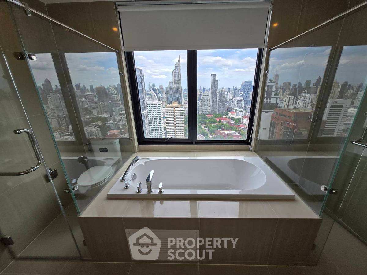 picture 4-BR Condo at Villa Asoke near MRT Phetchaburi (ID 2346683) - 6/8