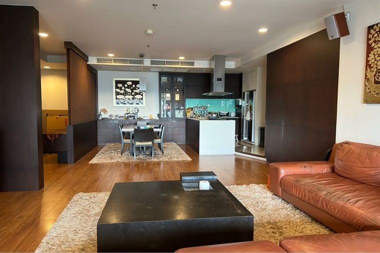 2-bed condo for sale, 135.9 sqm, Chatrium Riverside Condomimium