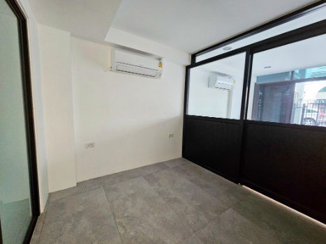 รูป ขาย อาคารพาณิชย์ 3.5 ชั้น เดอะริช อเวนิว @ ดำรงรักษ์ 19.1 ตรว. เหมือนใหม่ ไม่เคยอยู่อาศัย - รูปที่ 5/12