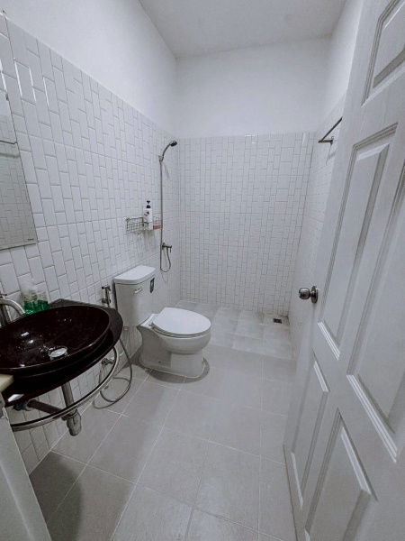 รูป Line id : namkang27 ขายบ้านเดี่ยว เห็นวิวเขาสวยยายดา ขนาด 100 ตรว. ที่ดินพร้อมสิ่งปลูกสร้าง ต.ตะพง อ.เมือง จ.ระยอง   - รูปที่ 6/10