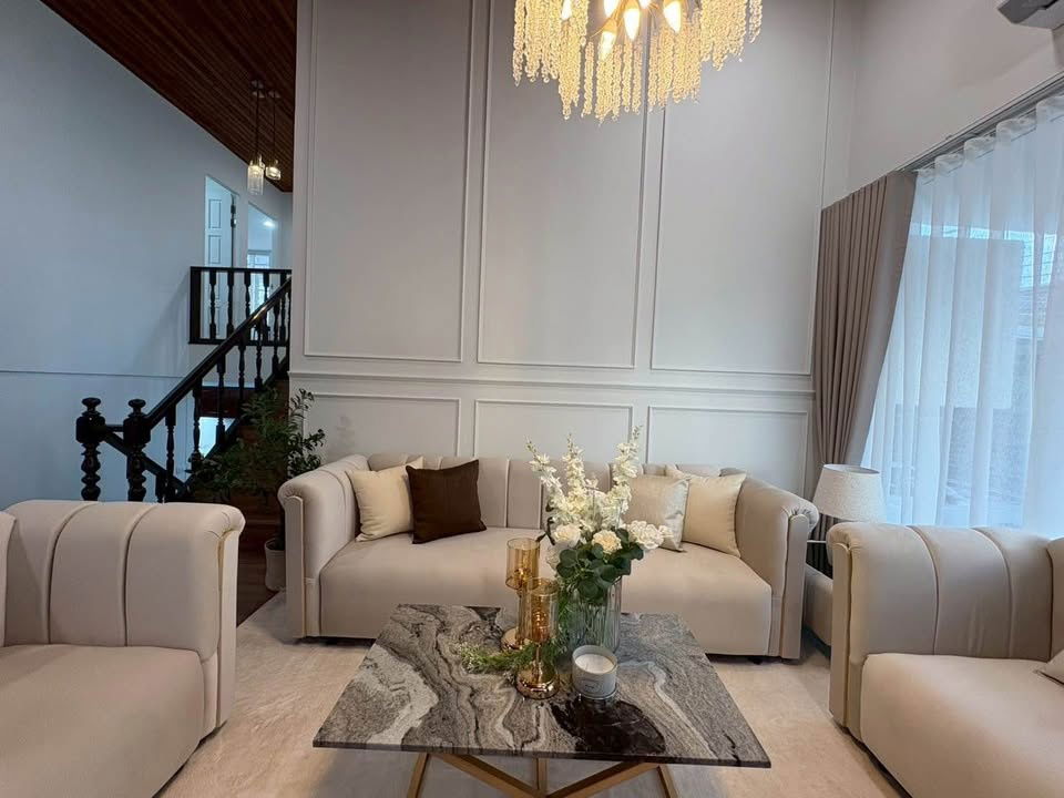 รูป For Rent บ้านหรูพร้อมสระว่ายน้ำ ใจกลางรัชดา 5 ห้องนอน ใกล้ KIS international School - รูปที่ 4/9