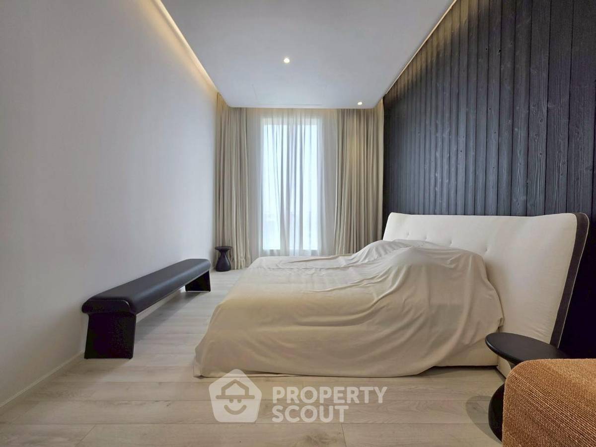 picture 4-BR Condo at The Diplomat 39 near BTS Phrom Phong (ID 2347268) - 14/25