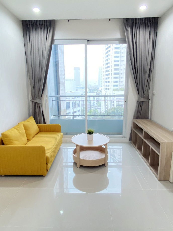 รูป ***ให้เช่า Circle 1 เพชรบุรี36 (ตกแต่งใหม่!!! + รับลมเย็น วิวสวย) *รับโปรพิเศษ* LINE : @Feelgoodhome (มี@หน้า) - รูปที่ 4/10