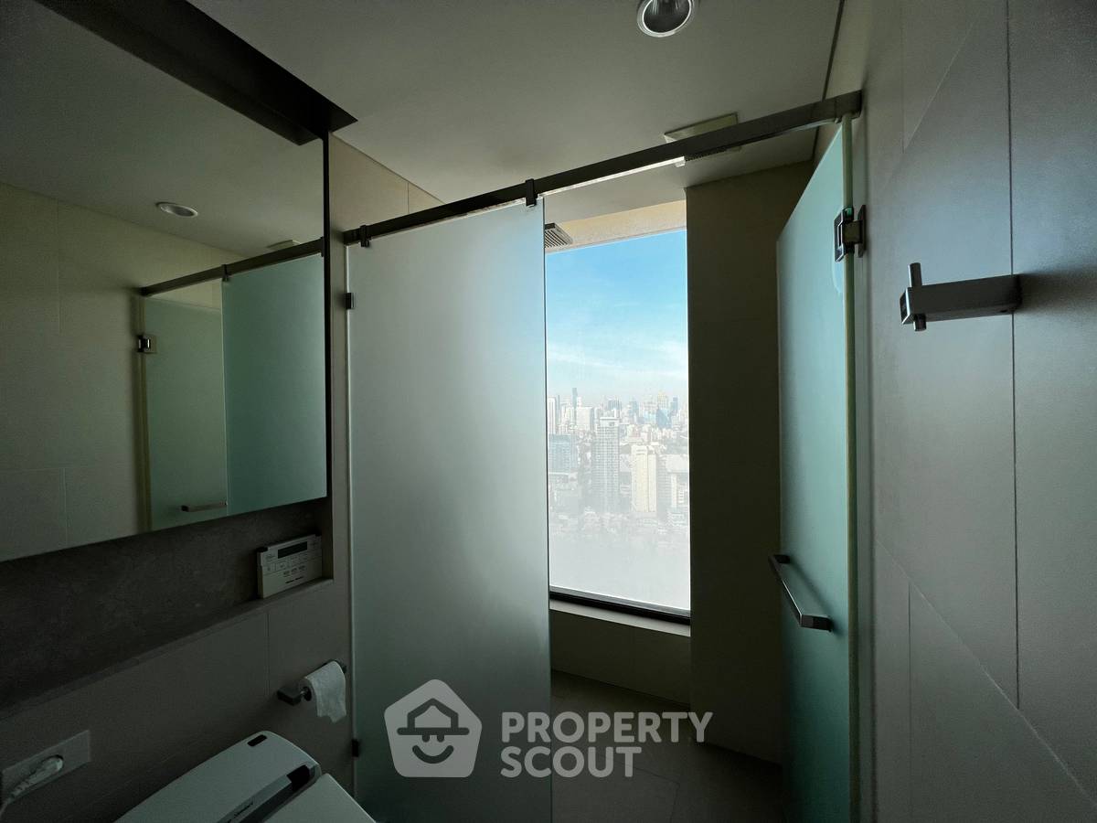 รูป คอนโด 2-ห้องนอน ที่ เดอะ ลุมพินี 24 ใกล้ BTS พร้อมพงษ์ (ID 977387) - รูปที่ 16/17