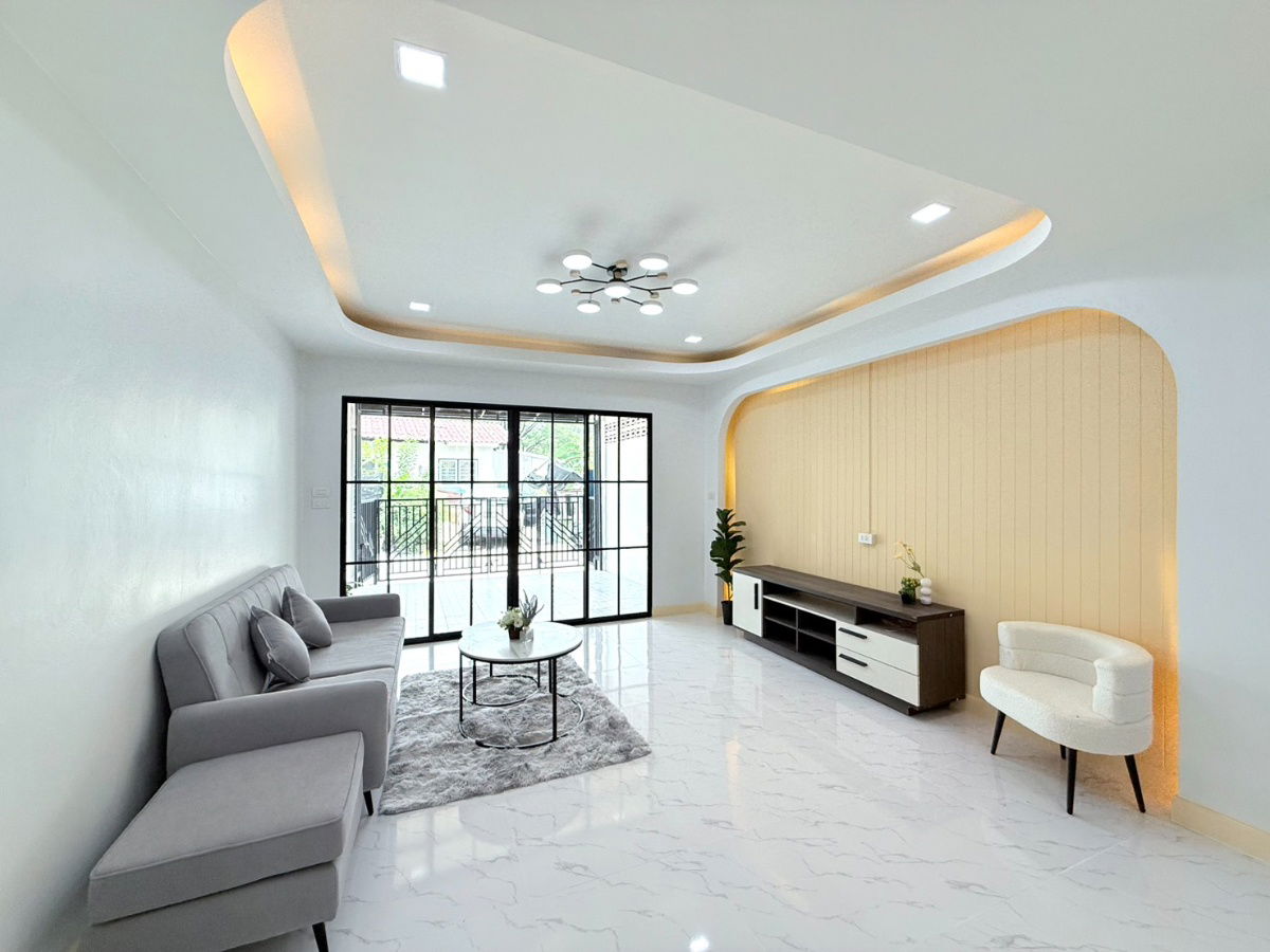 รูป ทาวน์เฮาส์ รามอินทรา21แยก24 รีโนเวทใหม่ ใกล้รถไฟฟ้า ปากซอยรามอินทรา21 ติดสถานีรถไฟฟ้าลาดปลาเค้า  - รูปที่ 11/26