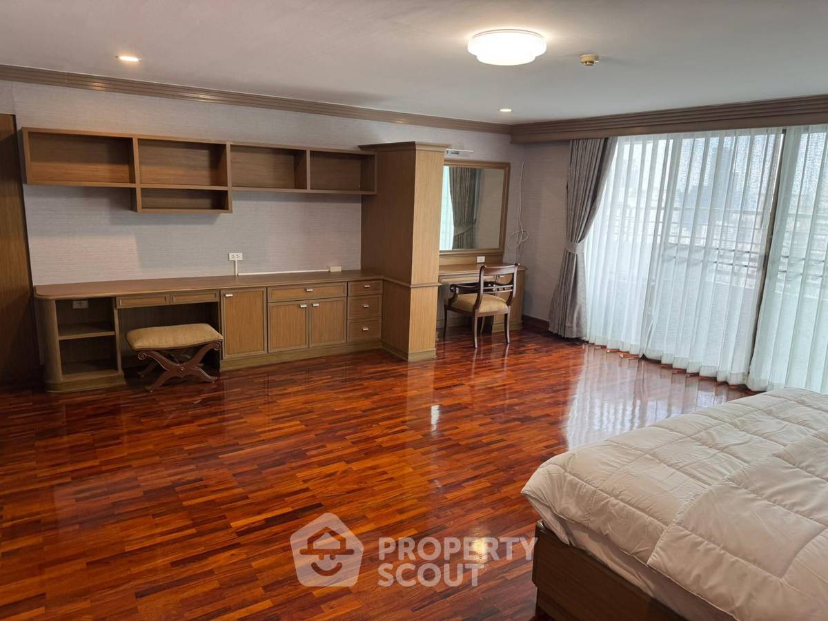 รูป คอนโด 3-ห้องนอน ที่ วัฒนา ไฮทส์ คอนโดมิเนียม ใกล้ MRT สุขุมวิท (ID 2348520) - รูปที่ 7/20