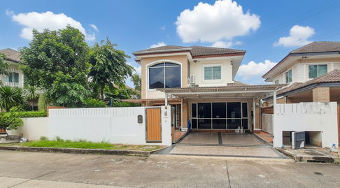 2-Story Detached House for Sale - Sammakorn Ratchaphruek Prime Location | Easy Commute | Move-in Ready | Fully Extended | Best Value!