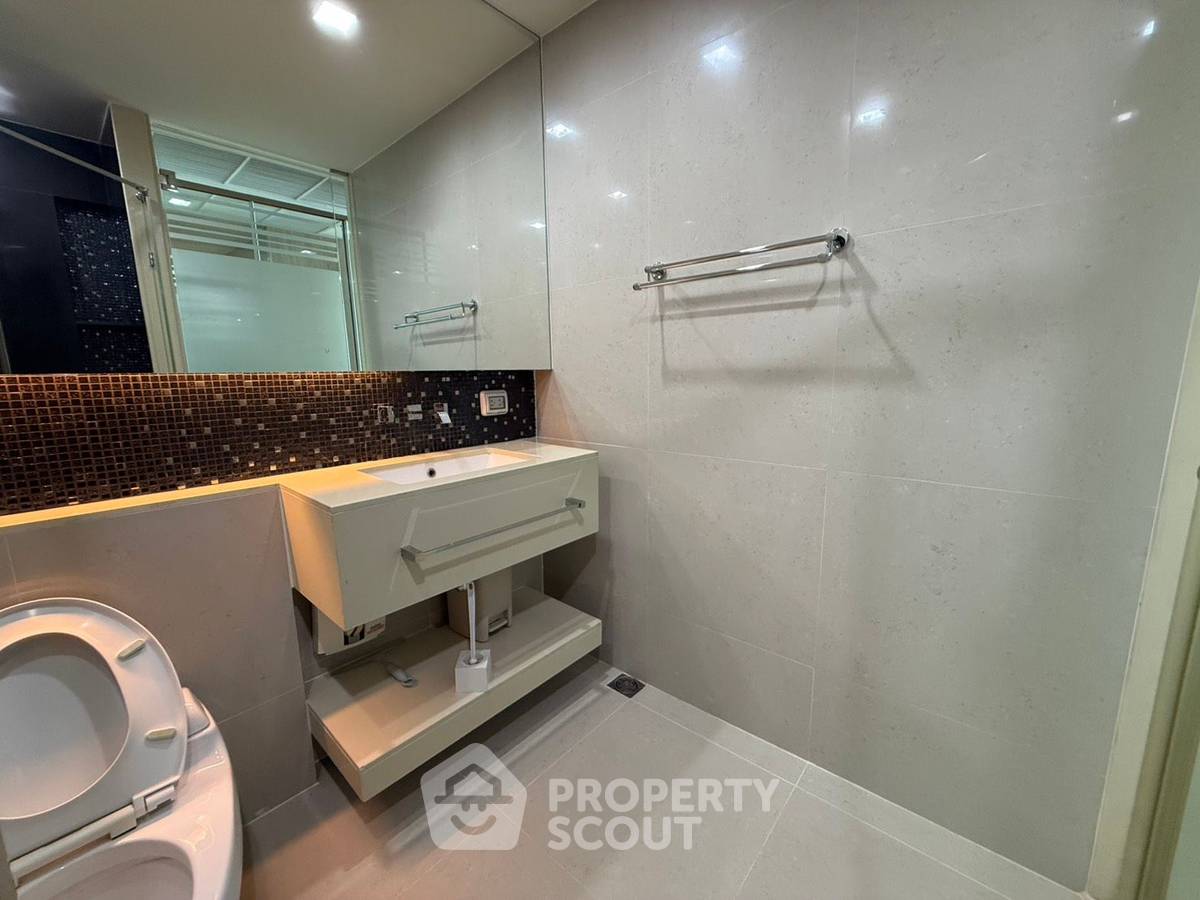 รูป คอนโด 1-ห้องนอน ที่ ดิ แอดเดรส สาทร ใกล้ BTS เซนต์หลุยส์ (ID 2341958) - รูปที่ 4/10